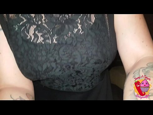 ❤️ Xwişka Slutty jê re blowjob û Spanish dide ️ Kalîteya porno li me ☑